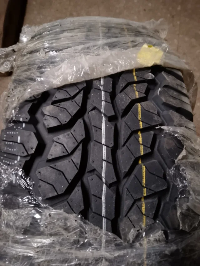 Aplus APLUS ALL TERRAIN A929 · 31x10.5 R15 · x1 · Foto 2