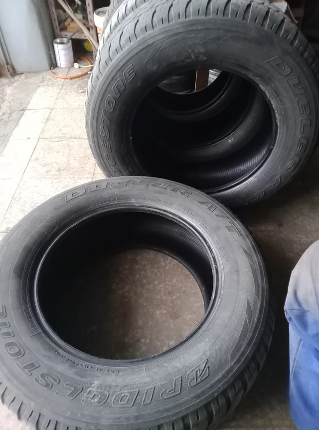Nissan (OEM) Pathfinder · 18x7.5 6x114.3 ET30 · Bridgestone 285/60 R18 · x4 · Foto 4