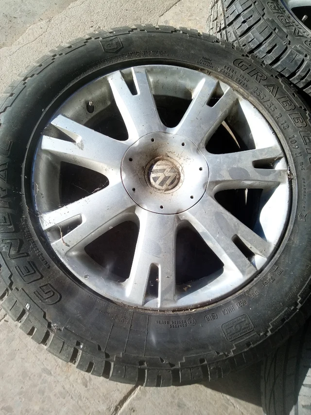 Volkswagen (OEM) TOUAREG  · 18x8.0 5x120 ET57 · General Tire 255/55 R18 · x4 · Foto 2
