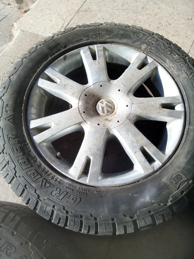 Volkswagen (OEM) TOUAREG  · 18x8.0 5x120 ET57 · General Tire 255/55 R18 · x4 · Foto 5