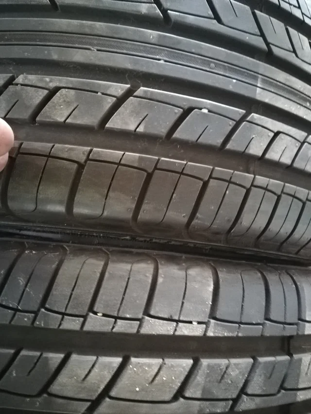 Austone · 205/40 R17 · x4 · Foto 2