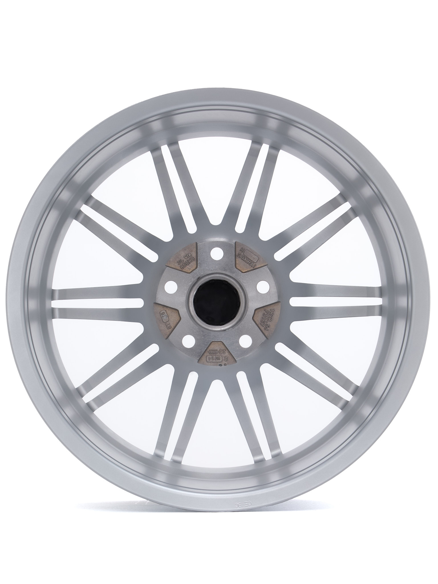 Samorai Victoria Hyper Silver · 18" 8.5–9.5J 5x120 · a medida · Foto 5