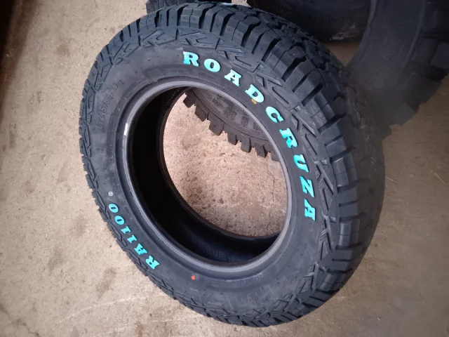 Roadcruza RA 1100 AT · LT245/65R17 · x1 · Foto 2