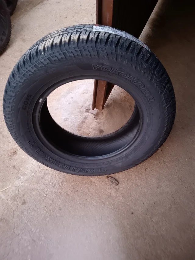 Yokohama Geolandar A/T G015 · 235/65 R17 · x1 · Foto 2