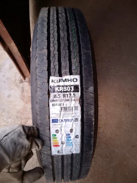Kumho KRS03 · 8.5 R17.5 · x1 · Foto 1