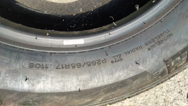Michelin Latitude Tour · 265/65 R17 · x4 · Foto 7
