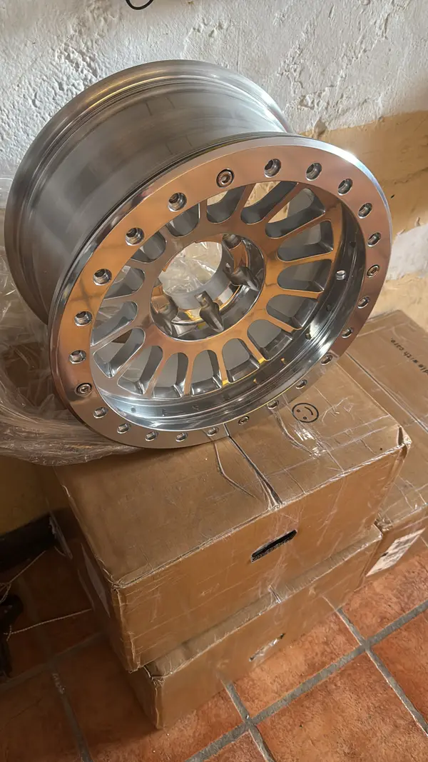 Work Wheels Multiradio · 17x8.5 6x139.7 ET-40 · x4 · Foto 4