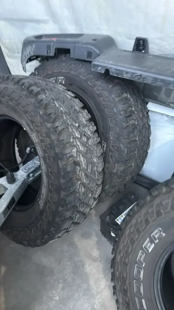 Cooper Discoverer S/T maxx · 285/70 R17 · x4