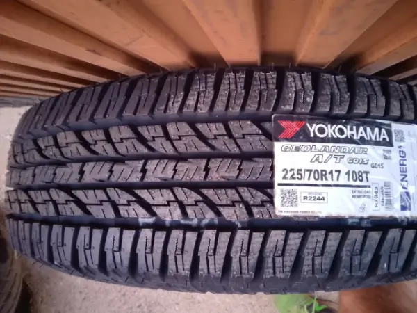 Yokohama Geolandar G015 · 225/70 R17 · x1