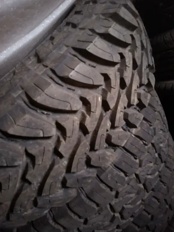 Toyo Open Country M/T · 255/85 R16 · x1