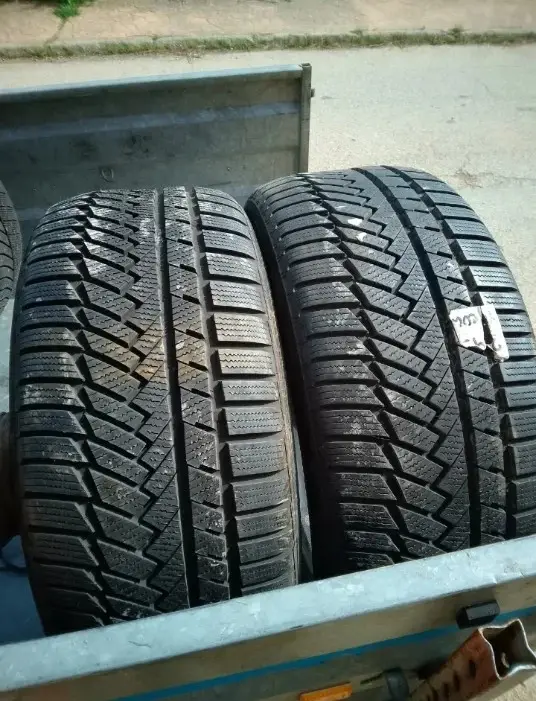 Continental WinterContact · 245/40 R18 · x2