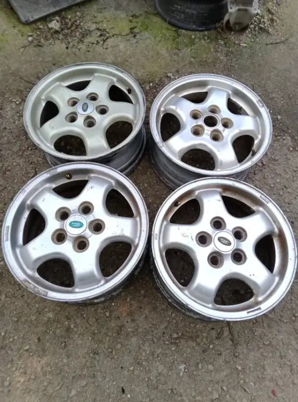 Land Rover (OEM) Discovery II Plata · 16x8.0 5x120 ET57 · x5