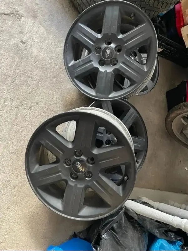 Land Rover (OEM) Freelander 2 (L359 / LR2) · 17x7.5 5x108 ET55 · x4
