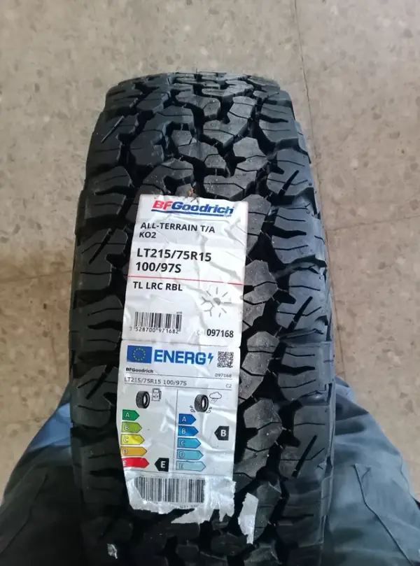 BFGoodrich All-Terrain T/A KO2 · 215/75 R15 · x1