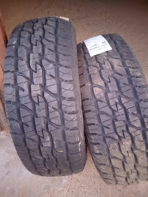 Cooper Discovery att · 245/70 R16 · x2