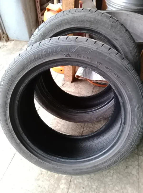 Dunlop SP Sport Max · 215/45 R16 · x2 · Foto 2