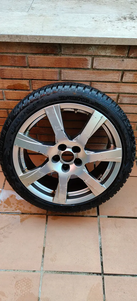 Volkswagen (OEM) · 18x8.0 5x112 ET40 · Goodyear 235/40 R18 · x4