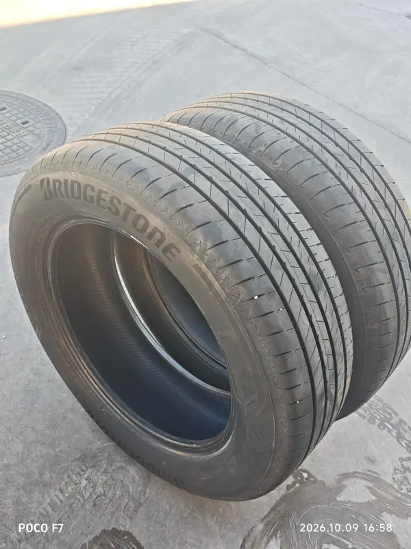 Bridgestone Alenza 001 · 225/60 R18 · x2 · Foto 3
