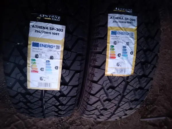 Austone ATHENA SP-302 · 255/70 R15 · x2