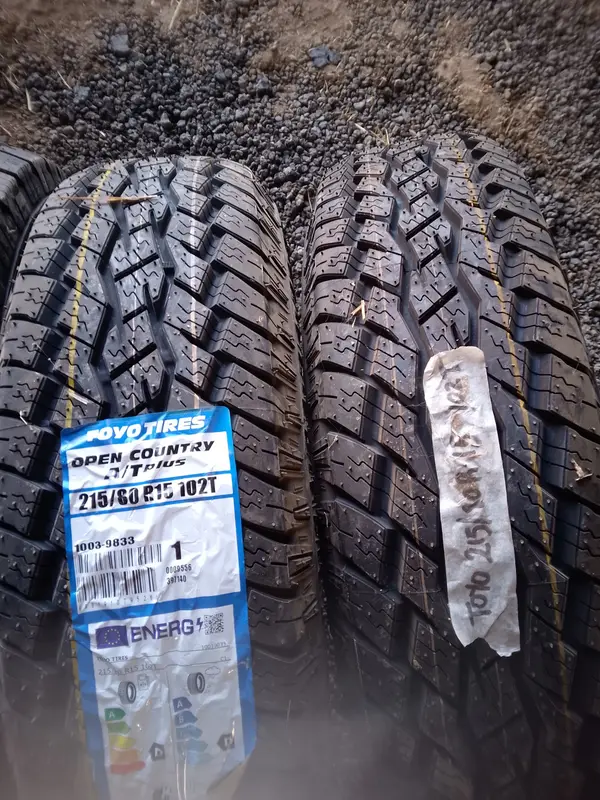 Toyo Open Countrty A/T Plus · 215/80 R15 · x2
