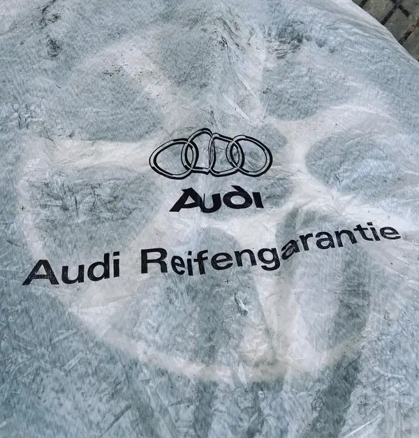 Audi (OEM) Original Audi Q5 8R · 17x7.0 5x112 ET37 · Hankook 235/65 R17 · x4 · Foto 3
